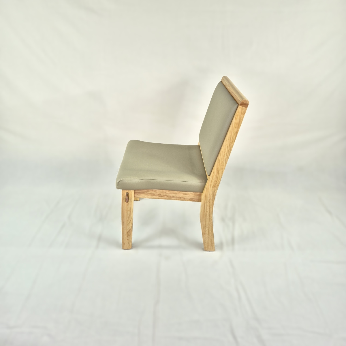 고무나무 원목 개인 고급 의자 M-01 (가림형)