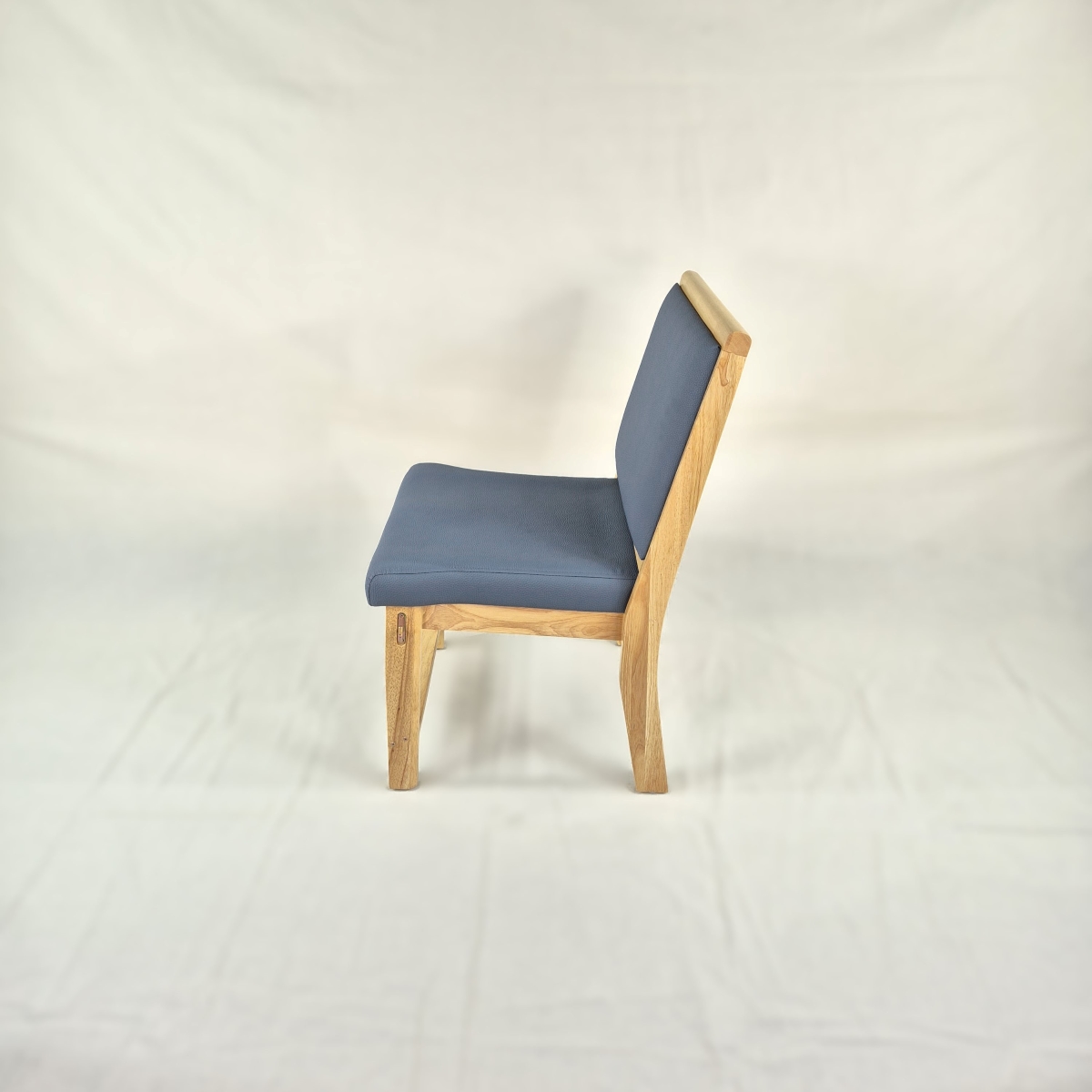 고무나무 원목 개인 고급 의자 MF-07 (발 받침형)