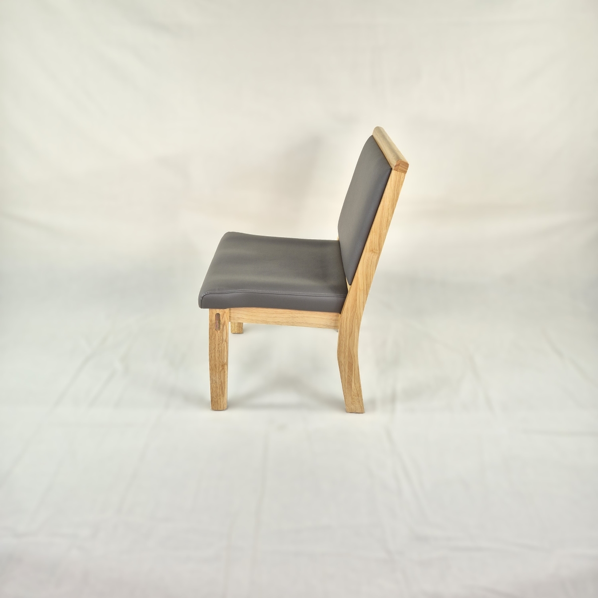 고무나무 원목 개인 고급 의자 MB-06 (주보헌금봉투보관함형)